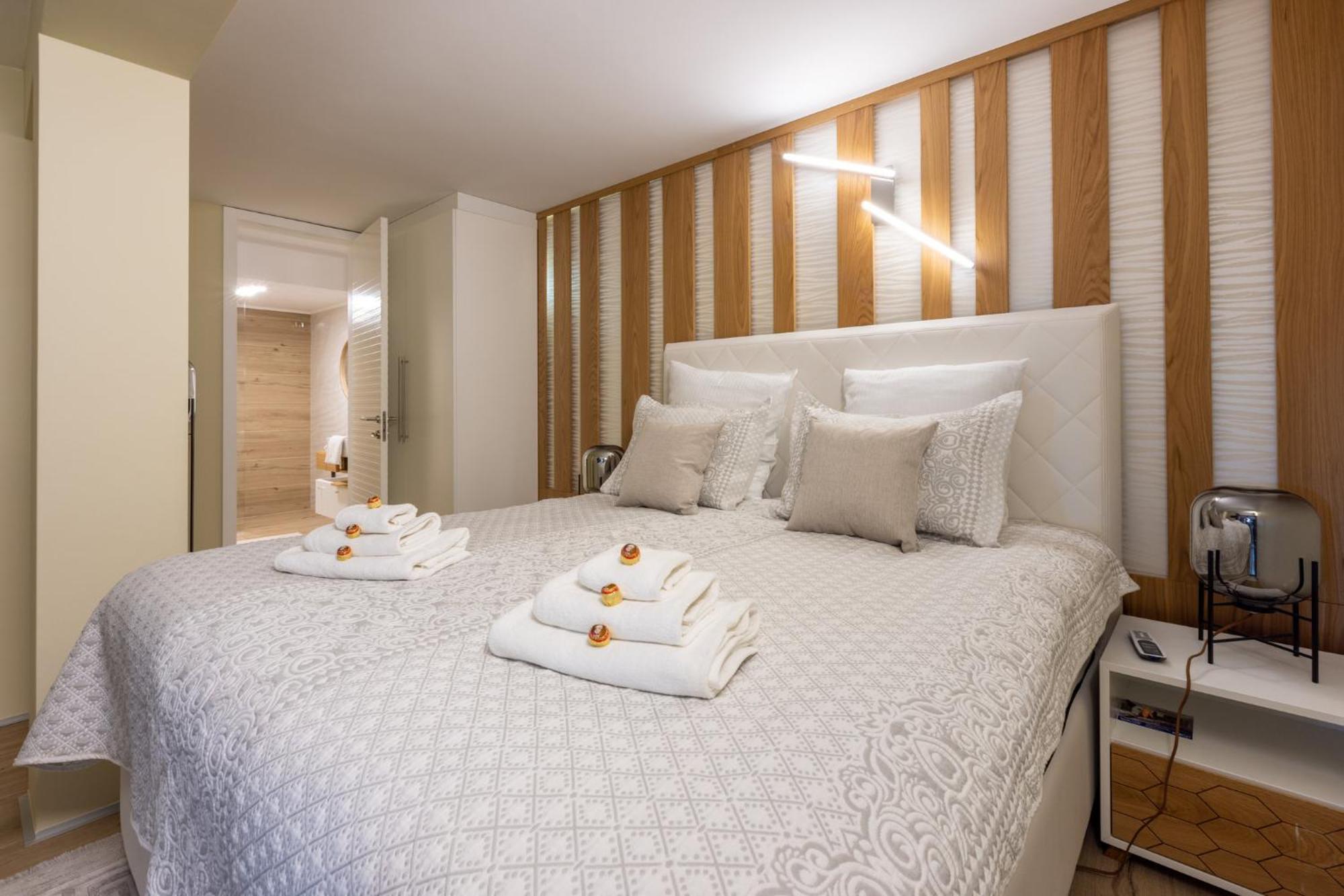 Panoramica Apartment With Whirlpool Crikvenica Eksteriør billede