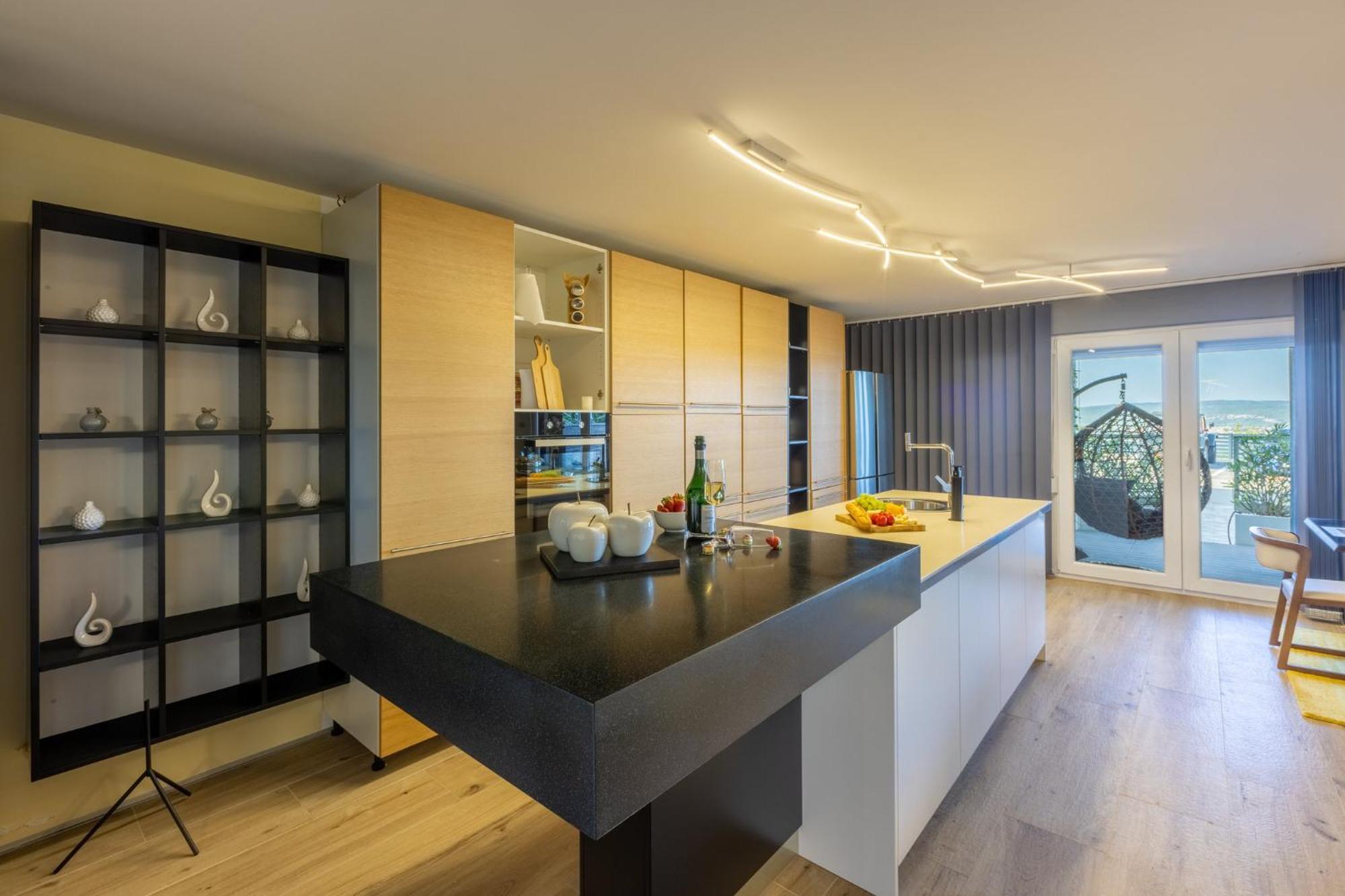 Panoramica Apartment With Whirlpool Crikvenica Eksteriør billede