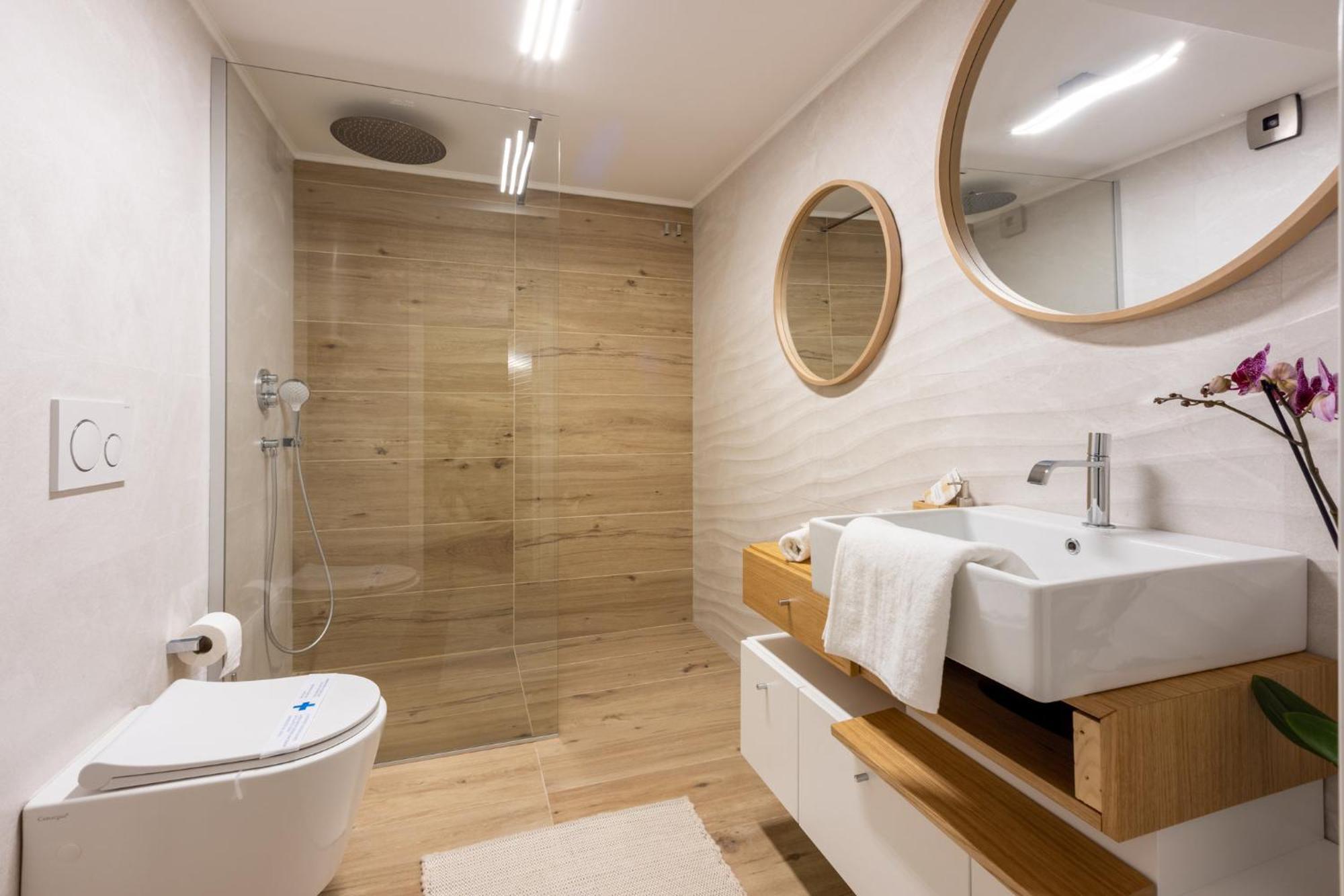 Panoramica Apartment With Whirlpool Crikvenica Eksteriør billede