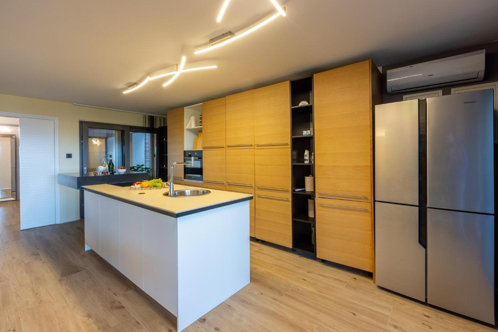 Panoramica Apartment With Whirlpool Crikvenica Eksteriør billede